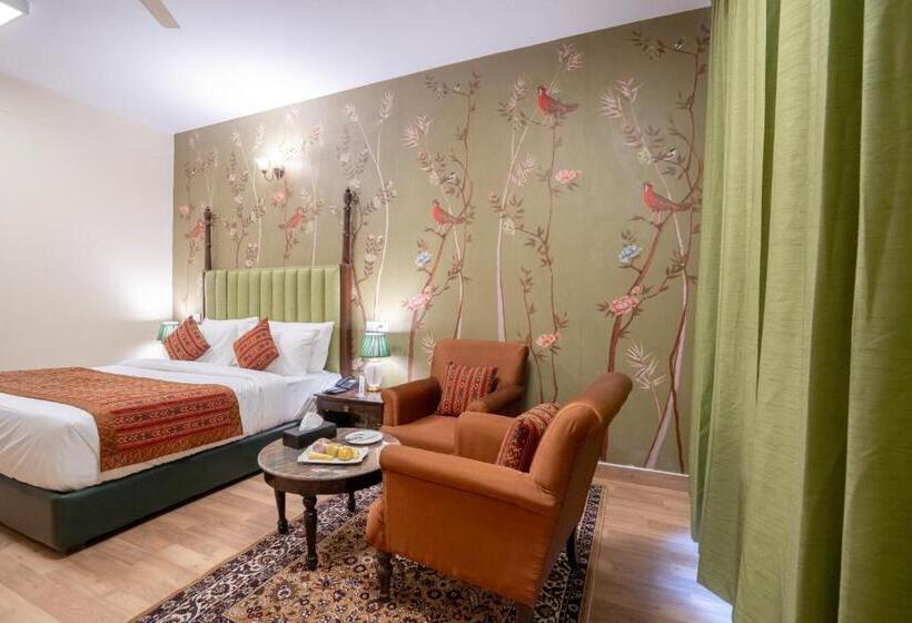 בית מלון כפרי Ezzenza Swarg By Beas Golf Resort Devlok Manali