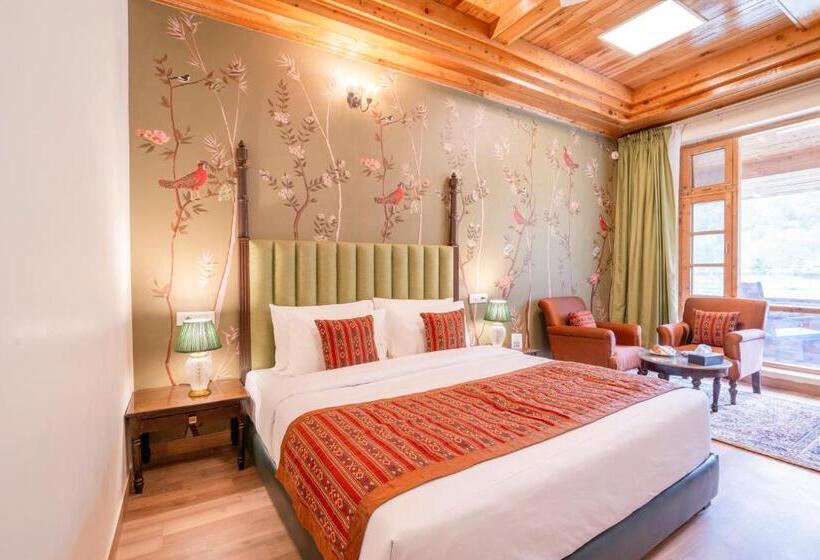 בית מלון כפרי Ezzenza Swarg By Beas Golf Resort Devlok Manali