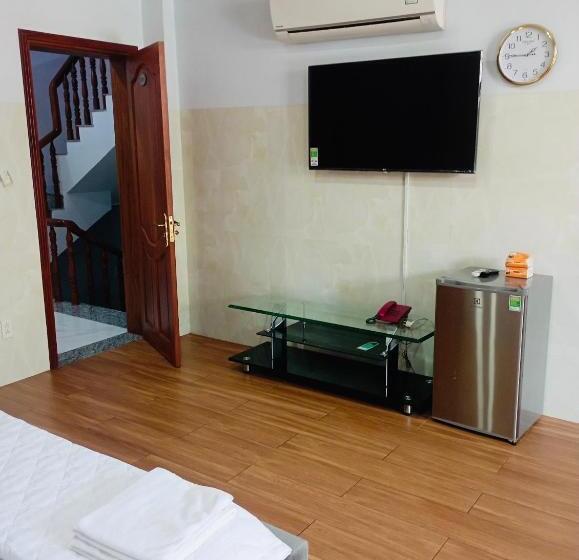 هتل Khách Sạn Hoàng Triều