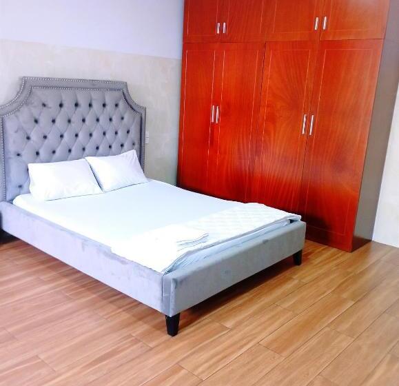 هتل Khách Sạn Hoàng Triều