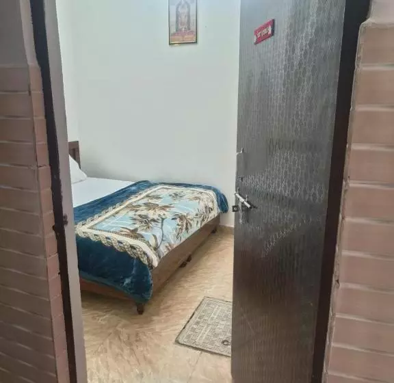 Hotelli Leelawati Aashram