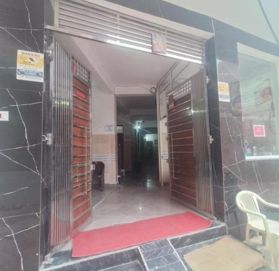 Отель Leelawati Aashram