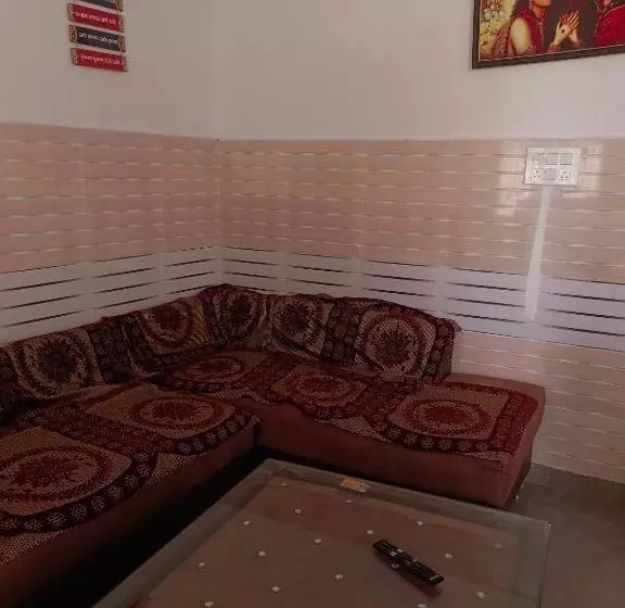 Hotelli Leelawati Aashram