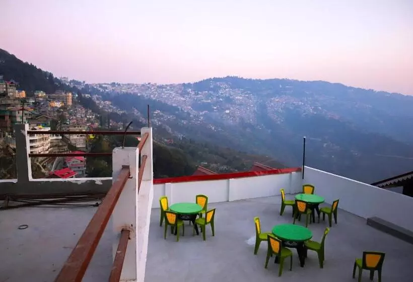 ホテル Mountain Meadows