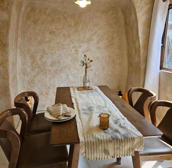 ペンション Beyaz Grotto