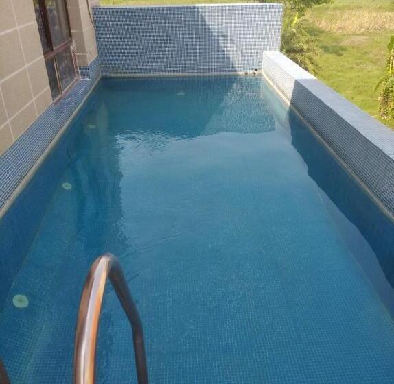 ペンション Greentech City Vedic Village Aqua Golf Villa