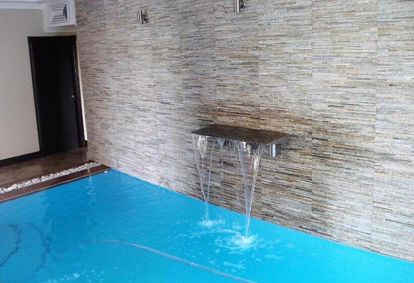 پانسیون Palazzo Gardens Self Catering Guesthouse