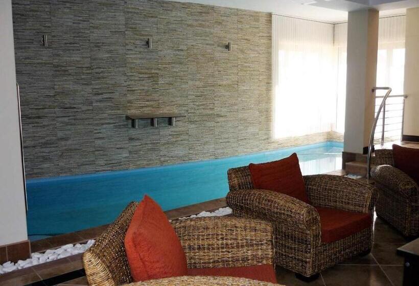 پانسیون Palazzo Gardens Self Catering Guesthouse