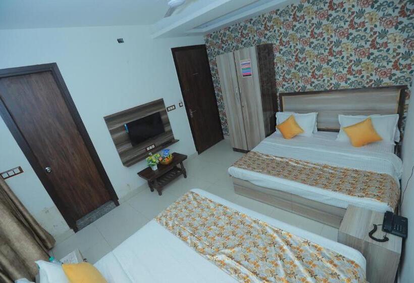 酒店 Red Velvet Suites