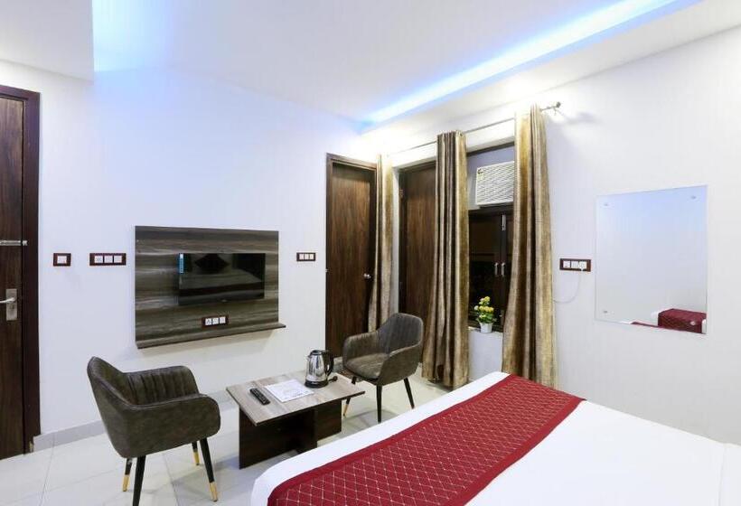 酒店 Red Velvet Suites