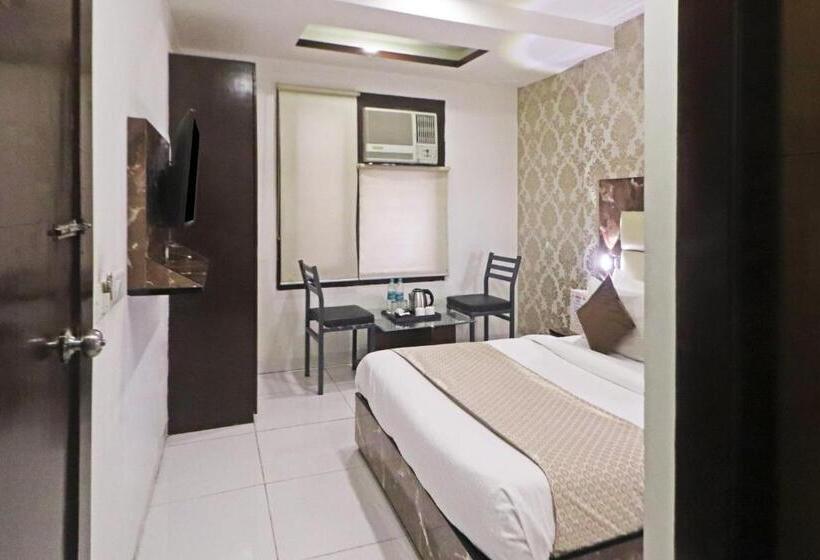 酒店 Red Velvet Suites