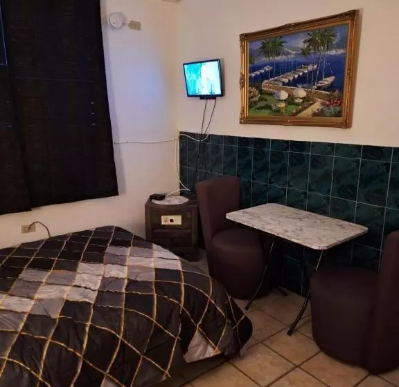 پانسیون Humacao Guest House 4