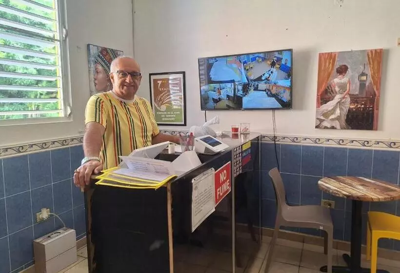 پانسیون Humacao Guest House 4