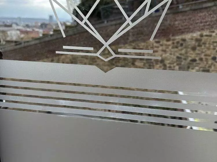 ベッドアンドブレックファースト Maison Du Roi