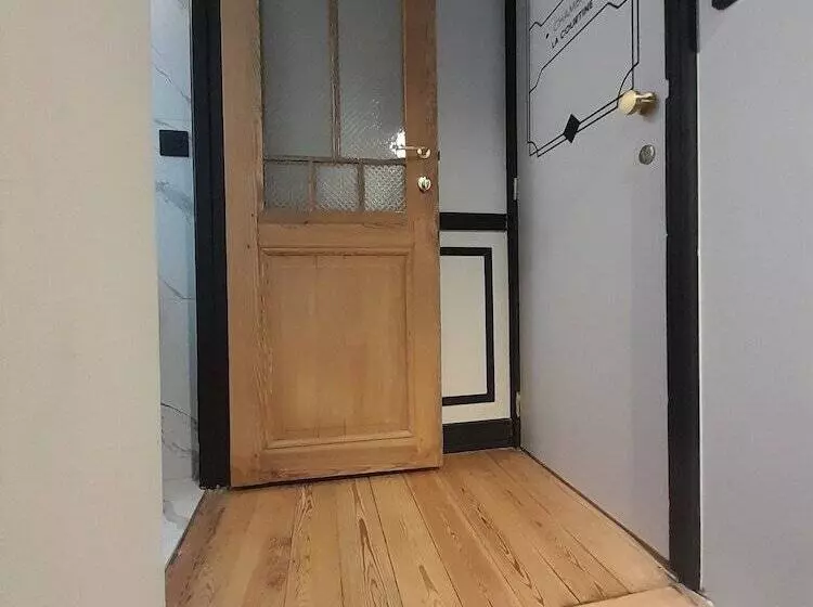 ベッドアンドブレックファースト Maison Du Roi