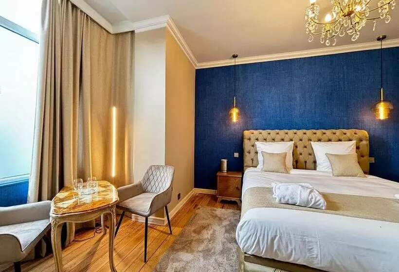 ベッドアンドブレックファースト Maison Du Roi