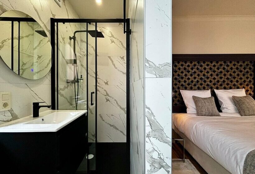 ベッドアンドブレックファースト Maison Du Roi