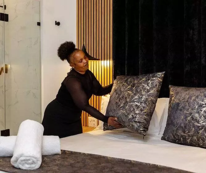 Bedfordview Hotel & Apartments