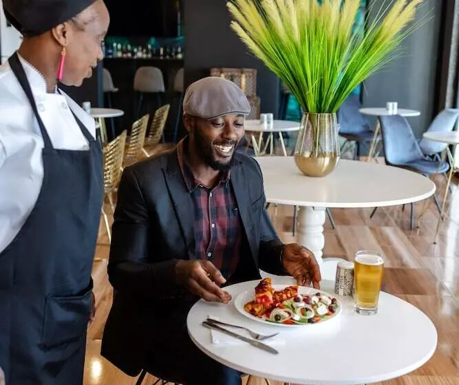 Bedfordview Hotel & Apartments