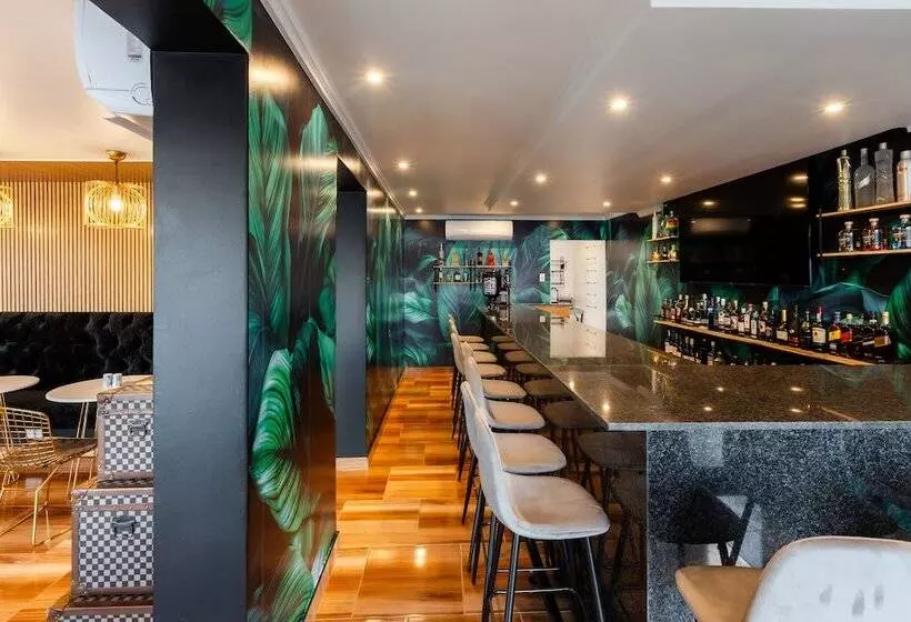 Bedfordview Hotel & Apartments