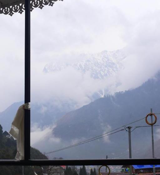 Ecotel Sonam Lachung