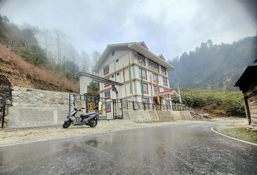 Ecotel Sonam Lachung