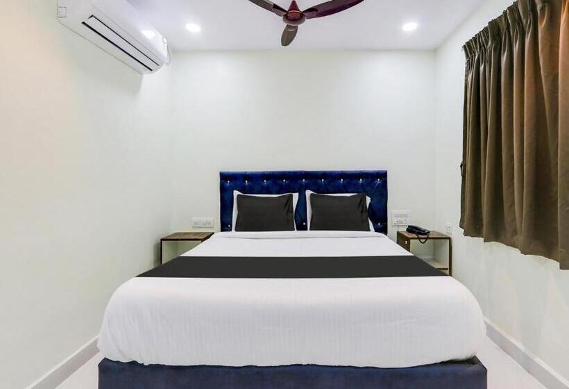 Отель Collection O Sri Narmada Grand