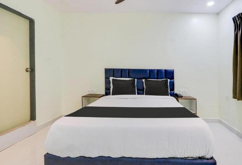 Отель Collection O Sri Narmada Grand