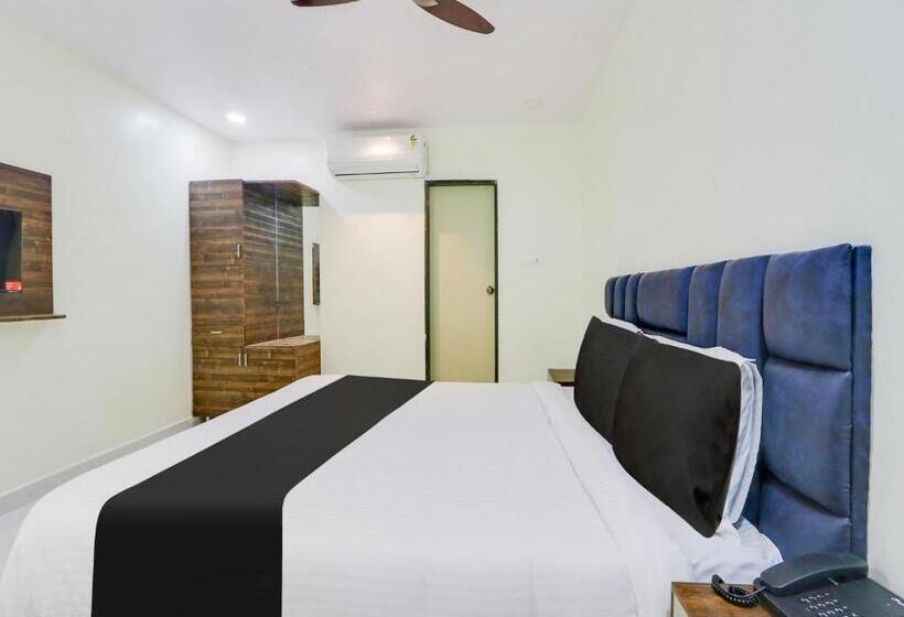 Отель Collection O Sri Narmada Grand