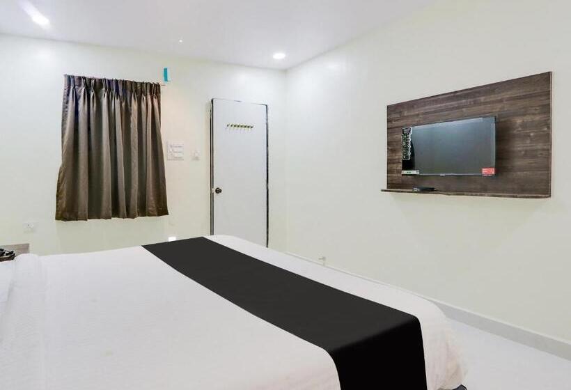 Отель Collection O Sri Narmada Grand