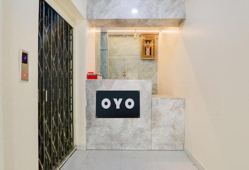 Отель Collection O Sri Narmada Grand