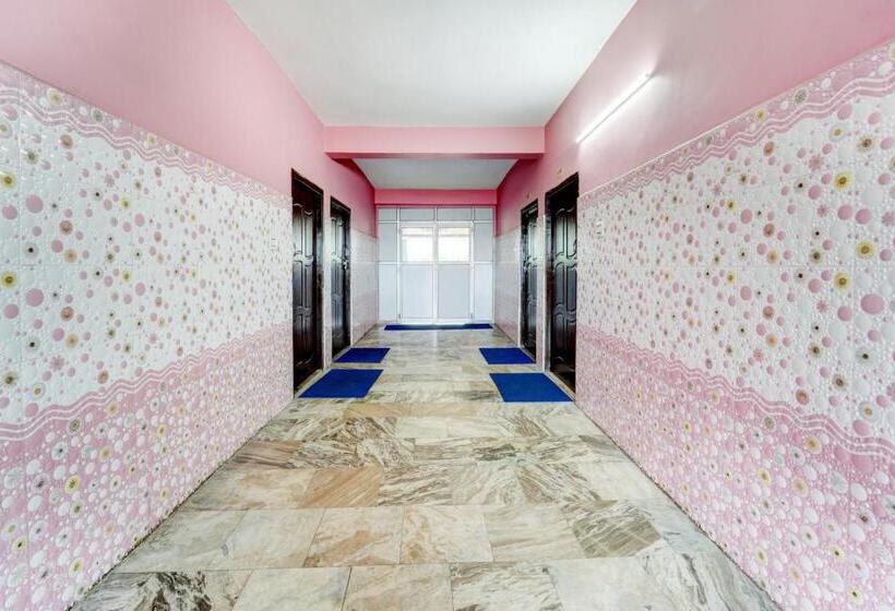 Hotel Oyo Flagship Shiv Plaza