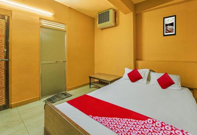 Hotel Oyo Flagship Shiv Plaza