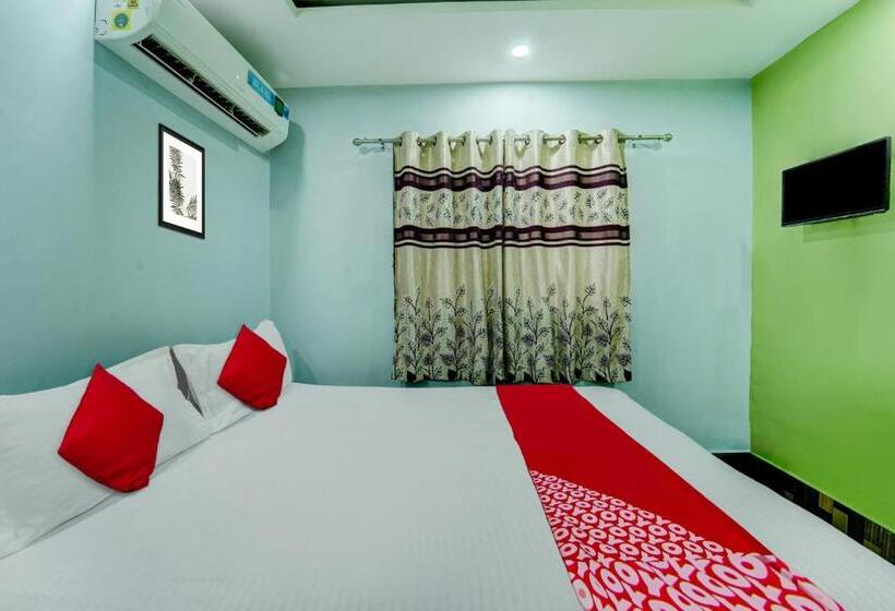 Hotel Oyo Flagship Shiv Plaza