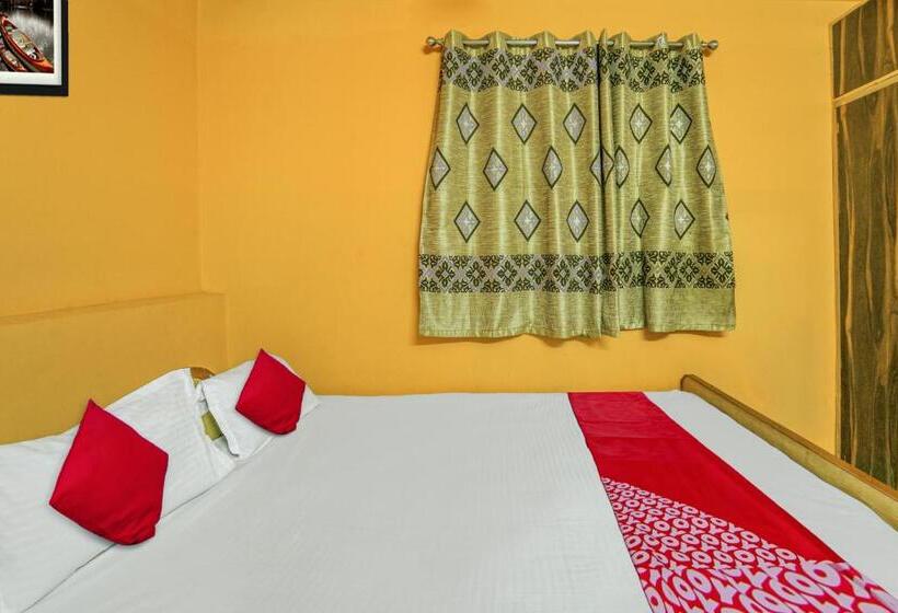 Hotel Oyo Flagship Shiv Plaza