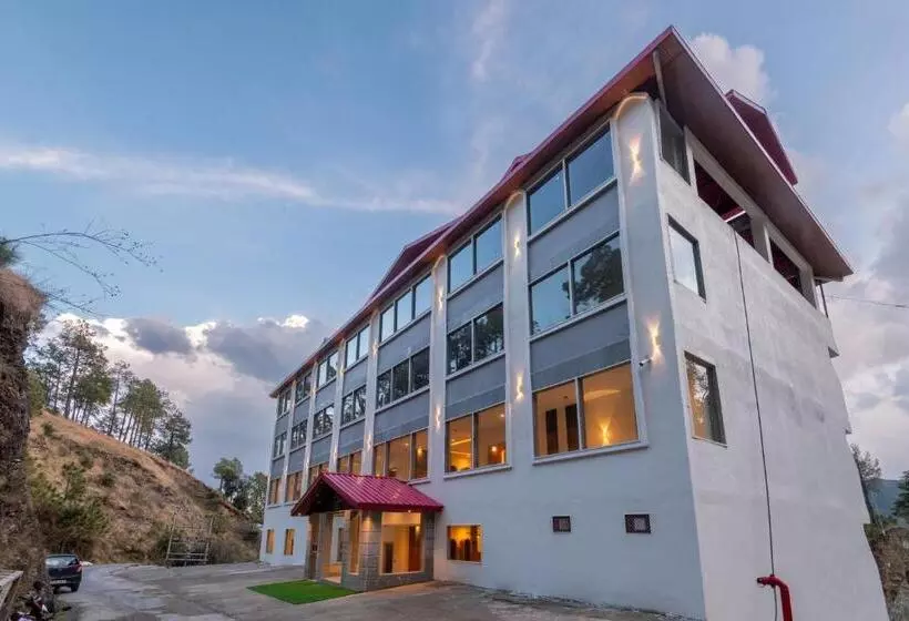 ホテル The Chail Resort, Chail