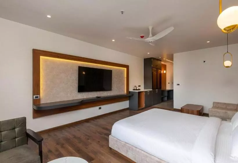 ホテル The Chail Resort, Chail