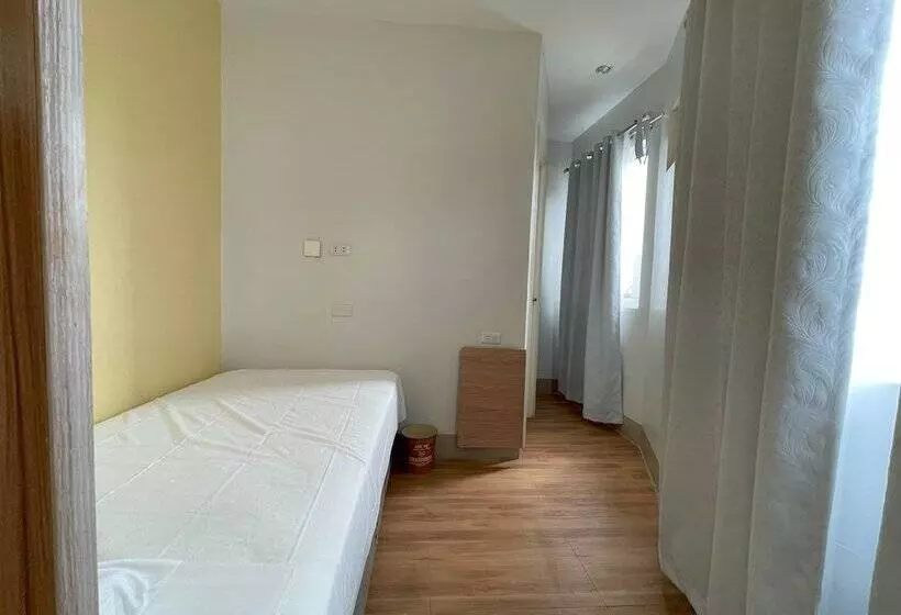 Almond Suites Cebu Powered By Cocotel