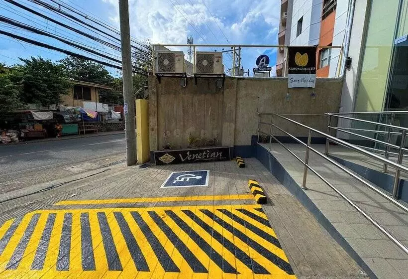 Almond Suites Cebu Powered By Cocotel