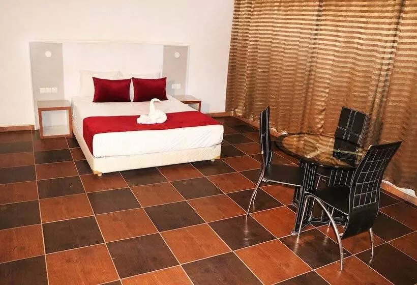 هتل Hôtel Saphir