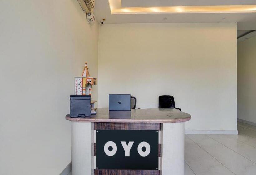 Oyo Hotel R.r A Highway Inn