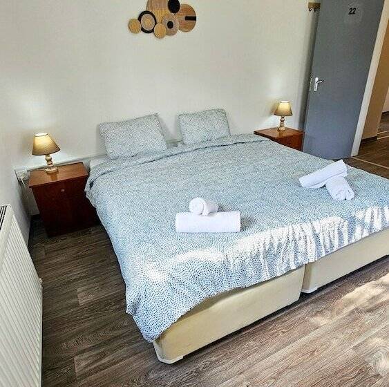 The Lemon Tree Hostel