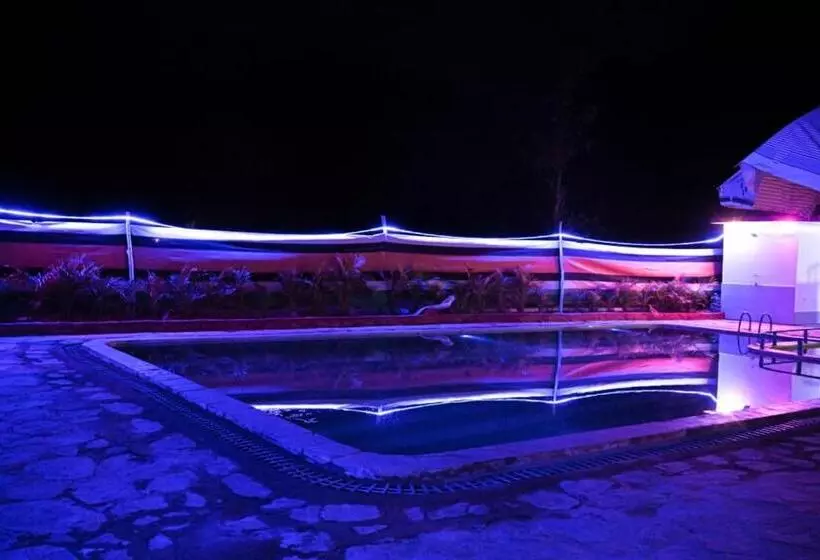 ホテル Corbett Tiger Retreat By First Crown