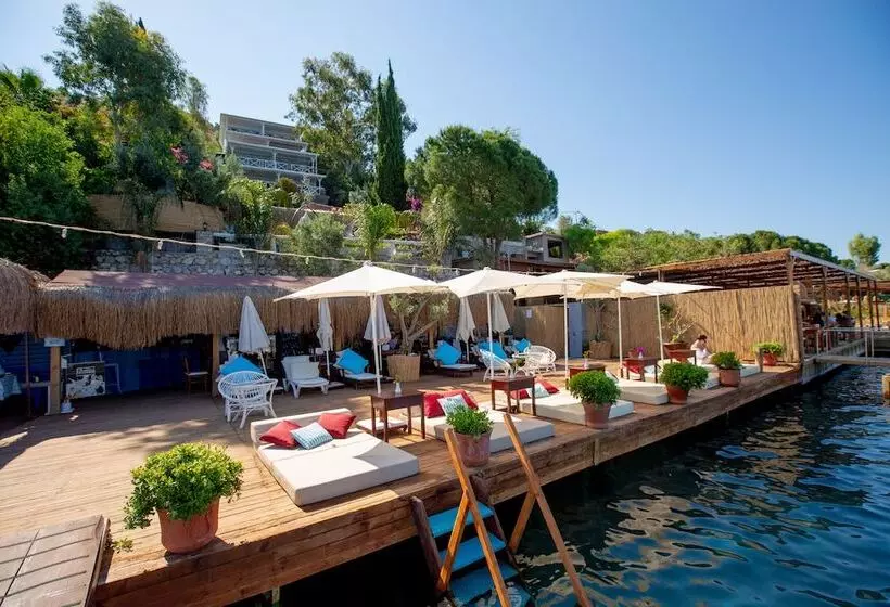 Baldan Suites Hotel & Restaurant