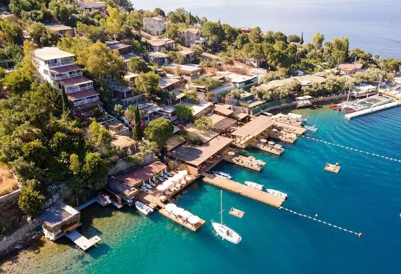 Baldan Suites Hotel & Restaurant