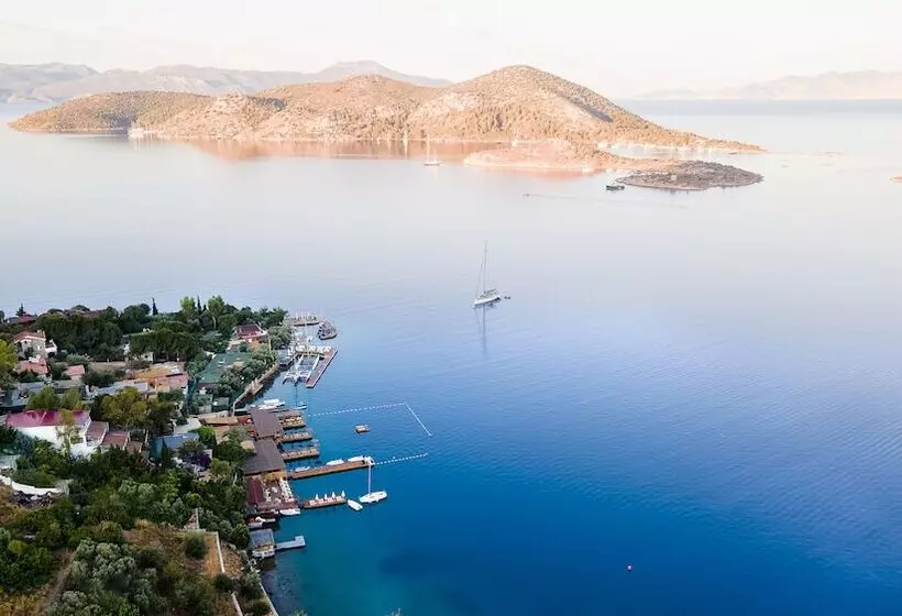 Baldan Suites Hotel & Restaurant
