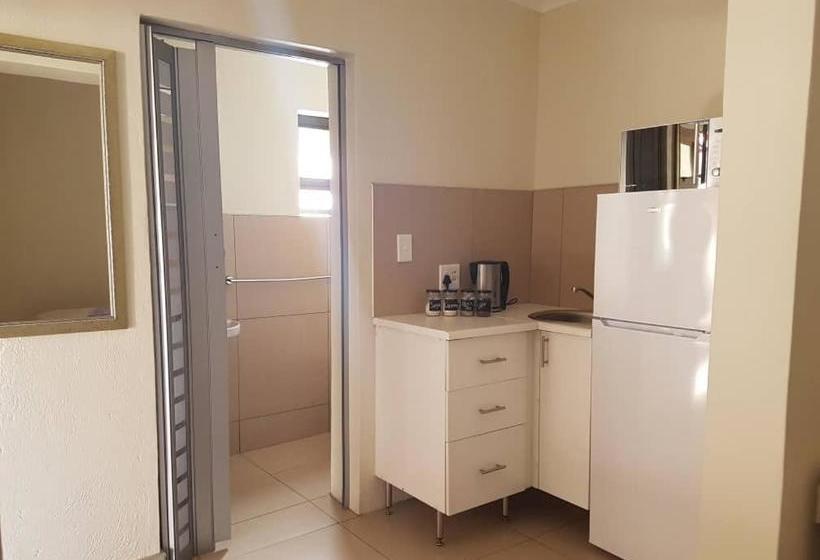 تختخواب و صبحانه Emerald Bed&breakfast