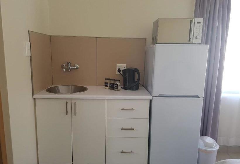 تختخواب و صبحانه Emerald Bed&breakfast