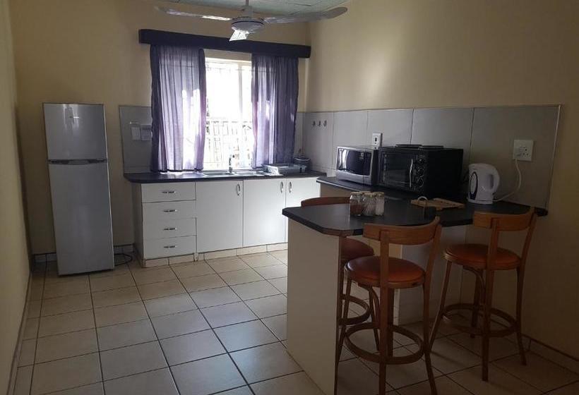 تختخواب و صبحانه Emerald Bed&breakfast