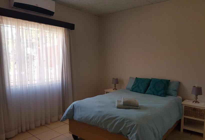 تختخواب و صبحانه Emerald Bed&breakfast